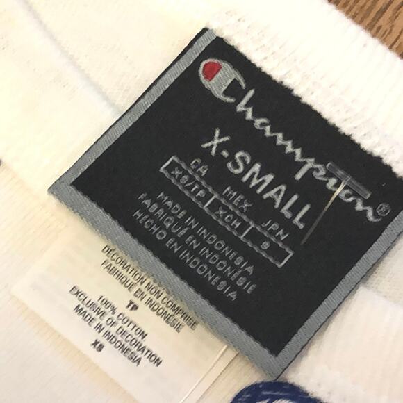 Champion White, Blue, and Red Short Sleeve Cropped Shirt Size XS - Picture 7 of 7